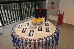eles-elas-1DS 8106-370
