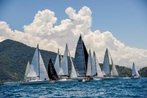 eles-elas-1DS 5205-077