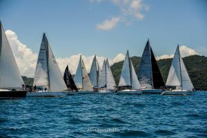 eles-elas-1DS 5212-082
