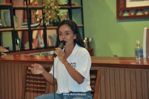 02-eleela-social-1DS 0182-183